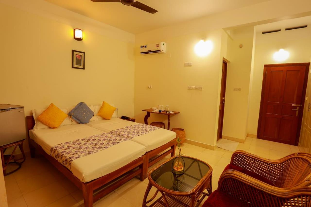 The Sanctum Spring Beach Resort Varkala Kültér fotó